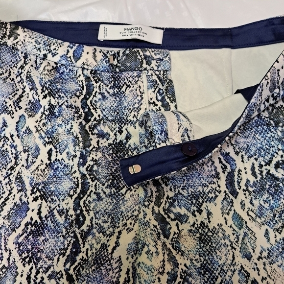 𝅺MANGO Snake print Ankle pants - Picture 2 of 6